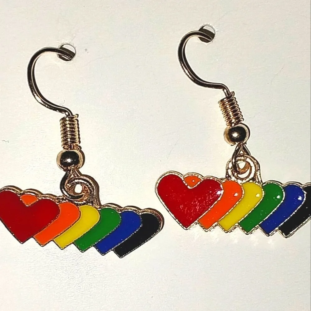 Super cute rainbow earrings